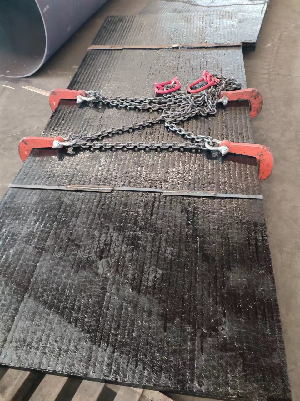 上海堆焊耐磨钢板1400+3400