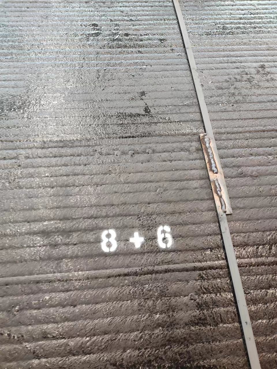 上海4+8+4耐磨板，双面焊耐磨板