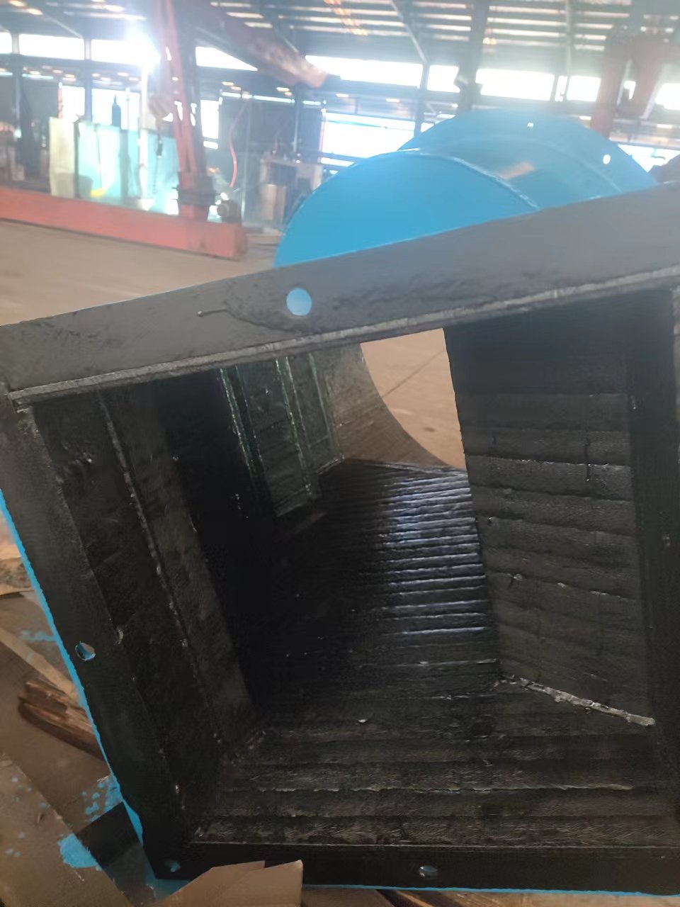 上海耐磨方变圆堆焊耐磨板