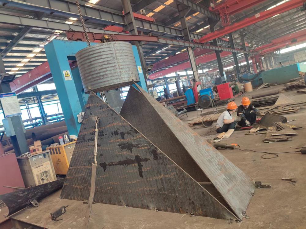 上海方变圆耐磨钢板 高铬方接圆